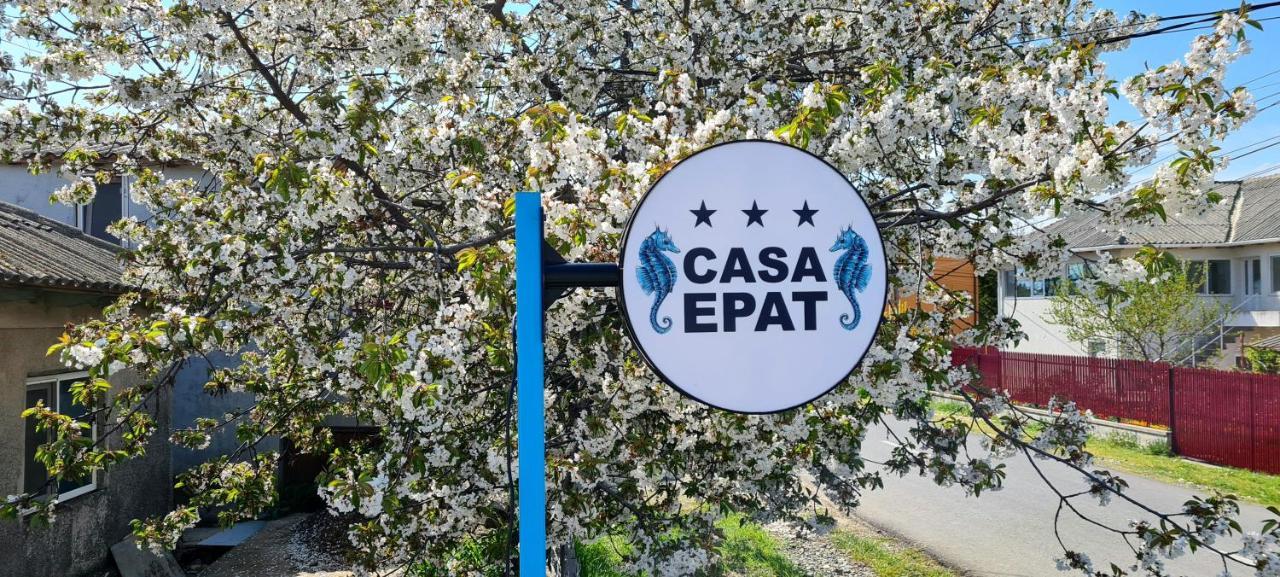 Casa Epat Hotel 2 Mai Exterior photo